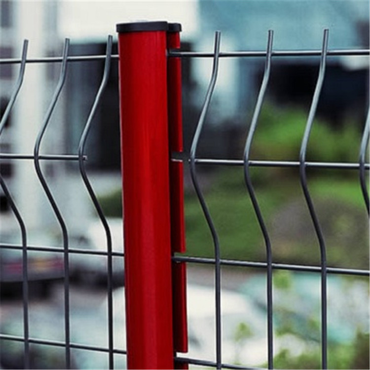 桃型柱護(hù)欄網(wǎng)案例展示圖片1 桃型柱護(hù)欄網(wǎng)案例展示圖片1