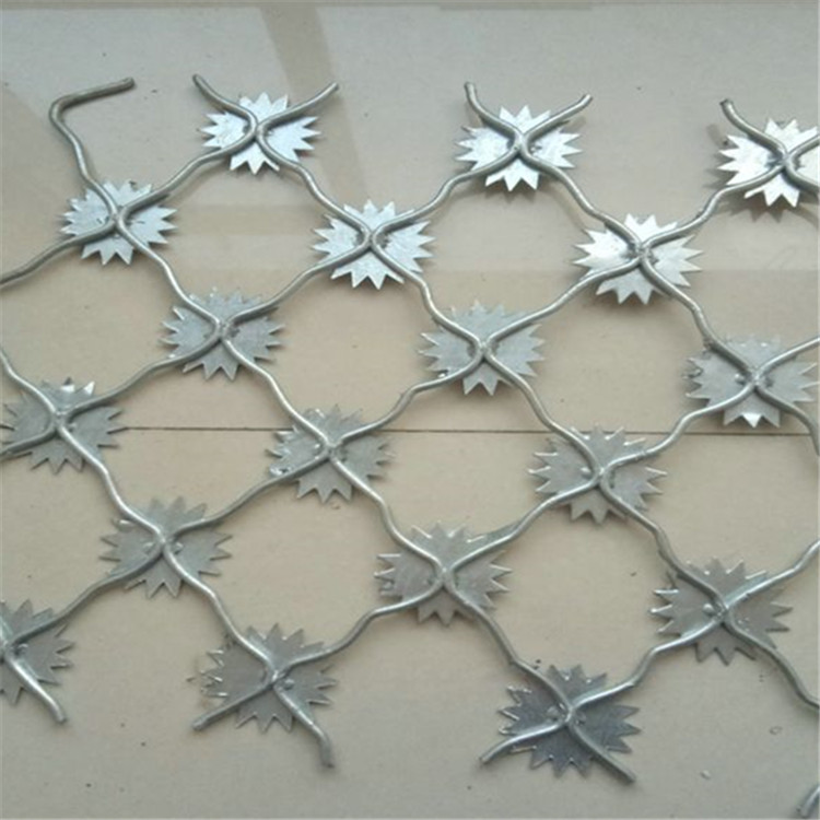 梅花刺鋼網(wǎng)墻案例展示圖片3 梅花刺鋼網(wǎng)墻案例展示圖片3