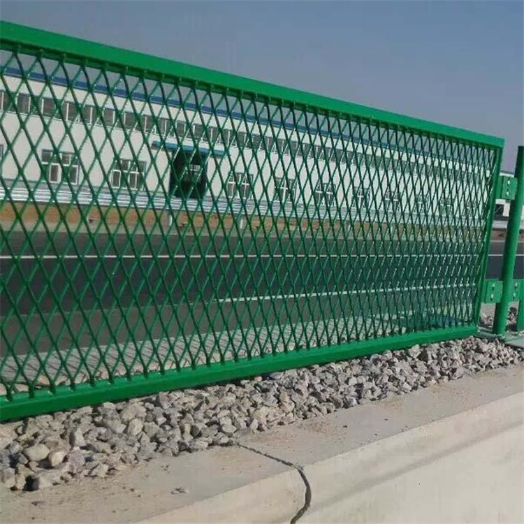 高速防眩網案例展示圖片4 高速防眩網案例展示圖片4