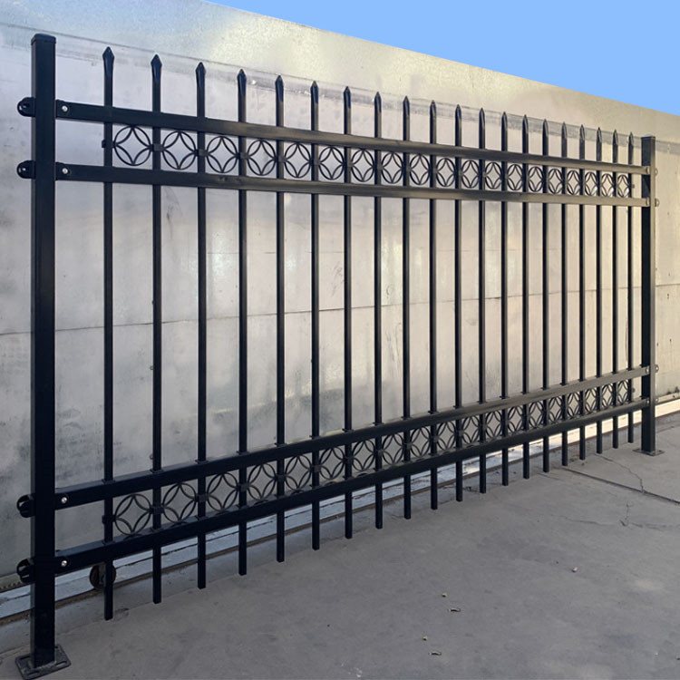 鋅鋼道路護欄案例展示圖片4 鋅鋼道路護欄案例展示圖片4